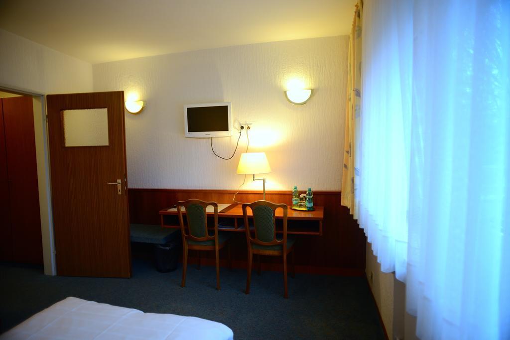 Hotel Marienhof Düsseldorf Neuss Exterior foto